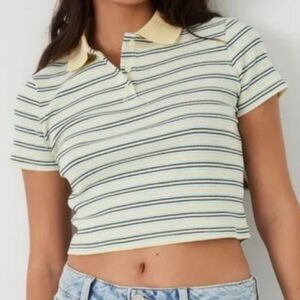 NWT Levi's Women's  Jeni Cropped Polo Shirt  Size XL Short Sleeve Yellow & Blue